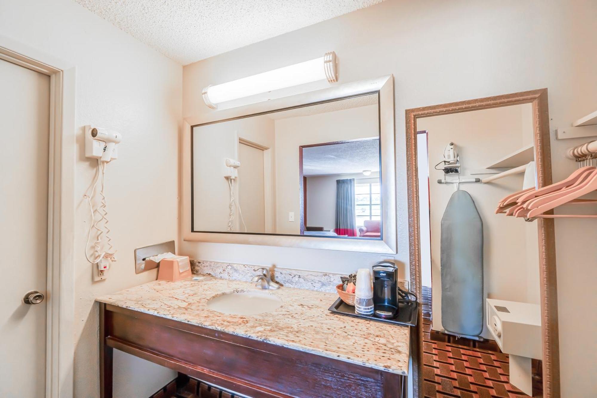 Lone Star Inn By Oyo Vernon Texas Hwy 287 Екстер'єр фото